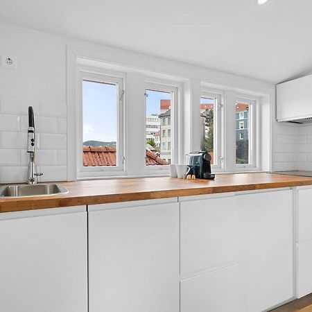 Modern Penthouse With A View - Behind Bryggen Appartement Bergen Buitenkant foto