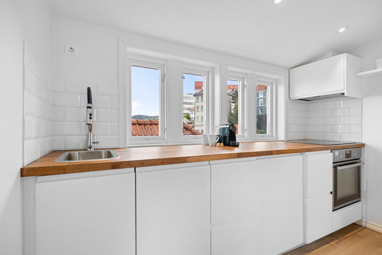 Modern Penthouse With A View - Behind Bryggen Appartement Bergen Buitenkant foto